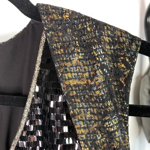 đť…şsachin + Babi Sequin Lace Cutout Drape Top - Picture 3 of 6